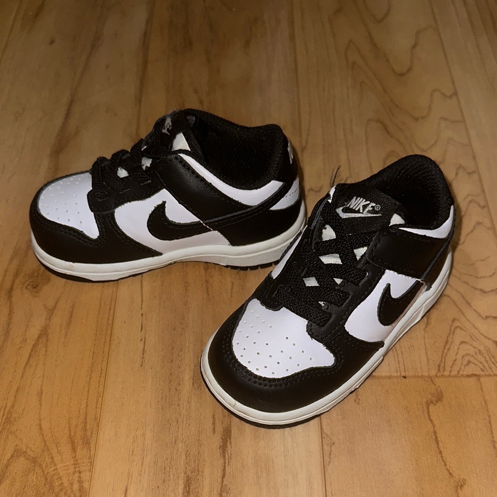 Nike Kids Black and White Sneakers